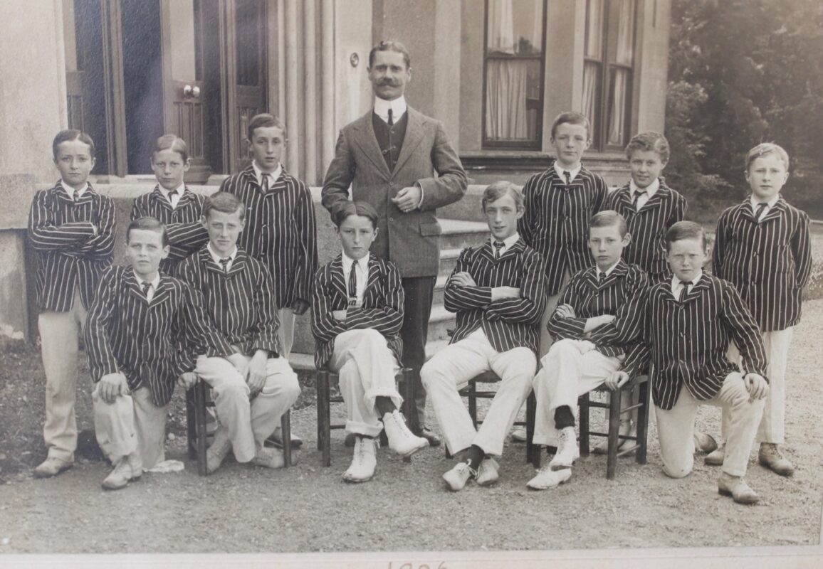A historic photo from 1906 of the first pupils to enrol at Castle Park School, Dalkey